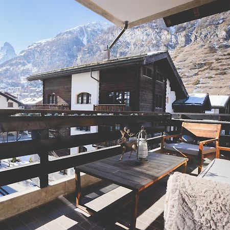 Stylish Home With Matterhorn View In The Center 采尔马特 外观 照片