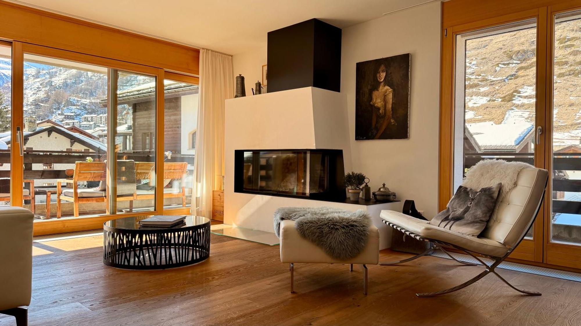 Stylish Home With Matterhorn View In The Center 采尔马特 外观 照片